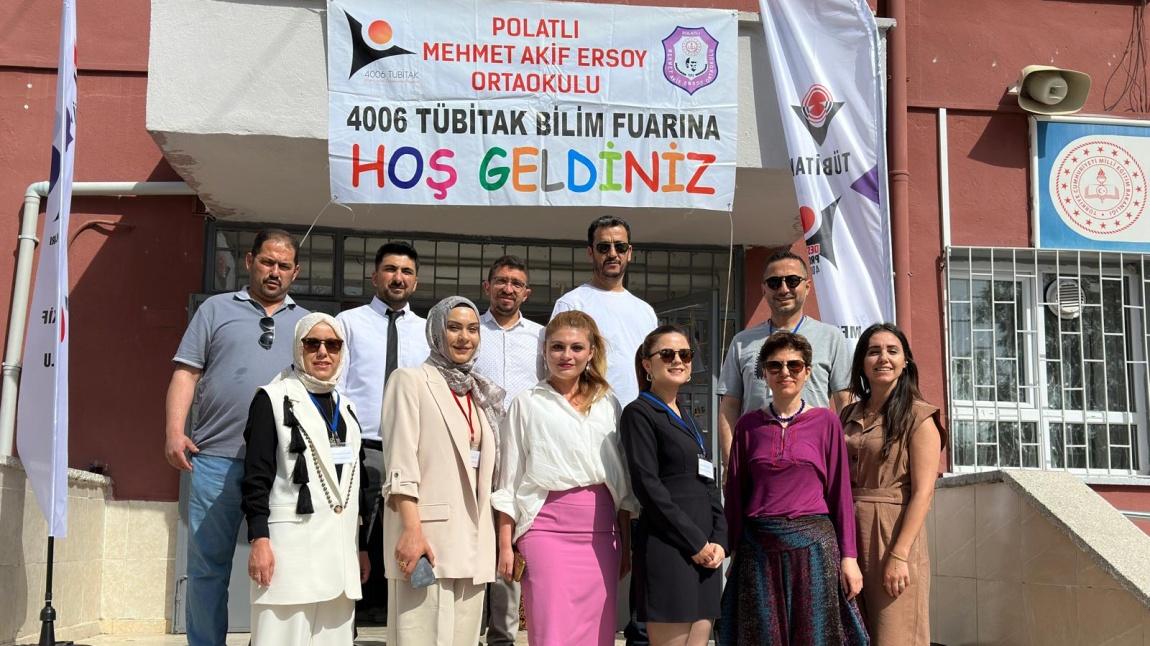 TÜBİTAK 4006-B PROJESİ  KAPSAMINDA ÖĞRENCİLERİMİZ PROJELERİNİ SERGİLEDİLER